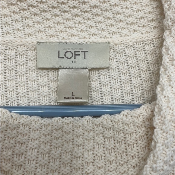 Sweater - Picture 4 of 4